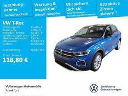 Ravennablau metallic/schwarz Gebraucht 2024 VW T-Roc Style SUV | 25.480 € (Fairer Preis)