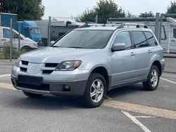 Silber Gebraucht 2003 Mitsubishi Outlander SUV | 2.999 €