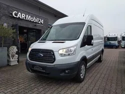 Weiss Gebraucht 2017 Ford Transit Trend Van | 20.700 € (Etwas zu teuer)