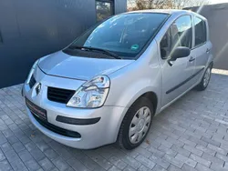 Grau Gebraucht 2006 Renault Modus Van / Kleinbus | 2.999 € (Teuer)