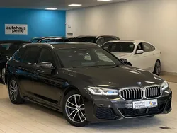 Sophistograu Gebraucht 2022 BMW 520 M Sport Kombi | 35.397 € (Fairer Preis)