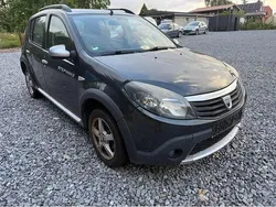 Grau "comete" Gebraucht 2010 Dacia Sandero Stepway Kleinwagen | 1.099 € (Superpreis)