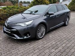 Grau Gebraucht 2015 Toyota Avensis Edition-S Kombi | 14.995 € (Fairer Preis)