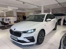 Weiß Neu 2025 Skoda Scala Drive Kleinwagen | 27.450 € (Teuer)