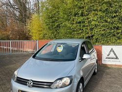 Grau Gebraucht 2011 VW Golf Plus Comfortline Van / Kleinbus | 7.700 € (Fairer Preis)
