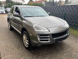 Grau Gebraucht 2009 Porsche Cayenne SUV | 13.900 € (Fairer Preis)