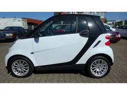 Tridionsicherheitszelle schwarz Gebraucht 2009 Smart ForTwo Coupé Coupé | 4.900 € (Fairer Preis)
