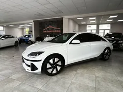 Serenity white pearl / mic Gebraucht 2023 Hyundai Ioniq 6 Techniq Limousine | 32.900 € (Superpreis)