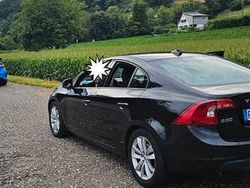 Schwarz Gebraucht 2012 Volvo S60 R-Design Limousine | 8.600 €