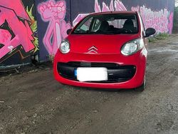 Rot Gebraucht 2007 Citroën C1 Kleinwagen | 1.900 €