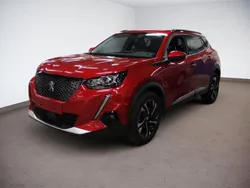 Rot Gebraucht 2021 Peugeot 2008 Allure SUV | 18.990 € (Teuer)