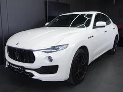 Weiß Gebraucht 2018 Maserati Levante SUV | 37.900 € (Superpreis)