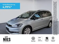 Oyster silver metallic Gebraucht 2024 VW Touran Highline Van / Kleinbus | 39.850 € (Teuer)