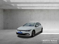 Pure white Gebraucht 2021 VW Golf VIII Active Limousine | 20.900 € (Fairer Preis)