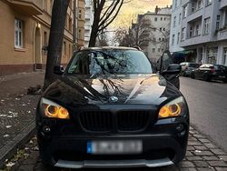Schwarz Gebraucht 2010 BMW X1 SUV | 8.800 € (Fairer Preis)