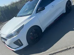 Weiß Gebraucht 2020 Kia ProCeed Kleinwagen | 19.500 € (Guter Preis)