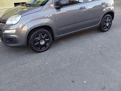 Grau Gebraucht 2019 Fiat Panda Easy Limousine | 5.980 € (Fairer Preis)