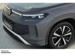 VW Tayron