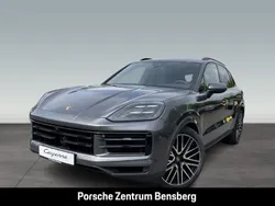 Andere farbe Gebraucht 2022 Porsche Cayenne SUV | 134.098 €