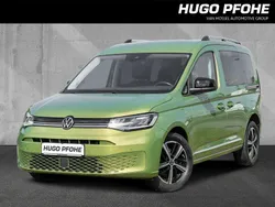 Golden green metallic Gebraucht 2021 VW Caddy Style Van / Kleinbus | 29.350 € (Fairer Preis)