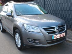 Grau Gebraucht 2010 VW Tiguan SUV | 6.900 € (Guter Preis)