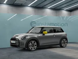 Grau Gebraucht 2022 Mini Cooper SE Classic Kleinwagen | 16.960 € (Guter Preis)