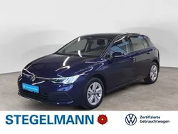 Atlantic blue metallic Gebraucht 2024 VW Golf VIII Life Limousine | 22.490 € (Guter Preis)