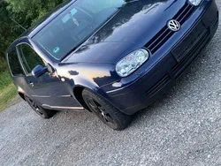 Blau Gebraucht 2002 VW Golf IV Basis Limousine | 800 € (Superpreis)