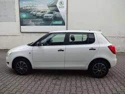 Candyweiss Gebraucht 2015 Skoda Fabia Cool Edition Kleinwagen | 8.950 € (Etwas zu teuer)