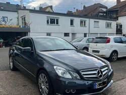 Grau Gebraucht 2010 Mercedes E200 Coupé | 9.389 € (Guter Preis)