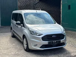 Silber Gebraucht 2021 Ford Tourneo Trend Van / Kleinbus | 13.950 €
