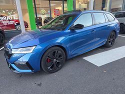 Blue (metallic) Gebraucht 2023 Skoda Octavia RS Kombi | 30.880 € (Fairer Preis)