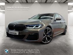 Grau Gebraucht 2022 BMW 540 M Sport Kombi | 48.960 € (Etwas zu teuer)