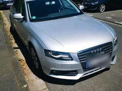 Silber Gebraucht 2009 Audi A4 Limousine | 6.900 € (Fairer Preis)