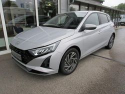 Grau Neu 2025 Hyundai i20 GO! Limousine | 23.490 € (Etwas zu teuer)