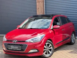 Rot Gebraucht 2016 Hyundai i20 Limousine | 8.599 € (Guter Preis)