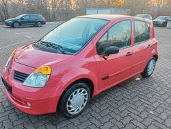 Rot Gebraucht 2005 Renault Modus Dynamique Van / Kleinbus | 1.990 € (Guter Preis)