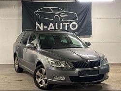Grau Gebraucht 2013 Skoda Octavia Kombi | 3.500 € (Superpreis)