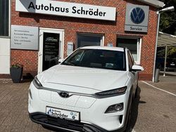 Weiß Gebraucht 2021 Hyundai Kona Style SUV | 21.799 € (Fairer Preis)