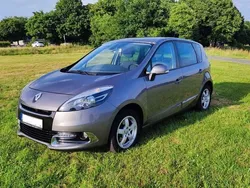 Silber Gebraucht 2013 Renault Scénic III Dynamique Van / Kleinbus | 5.990 € (Guter Preis)