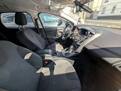 Schwarz Gebraucht 2012 Ford Focus Titanium Kombi | 4.900 € (Fairer Preis)