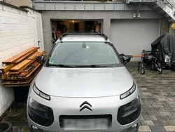 Silber Gebraucht 2015 Citroën C4 Limousine | 6.000 € (Fairer Preis)
