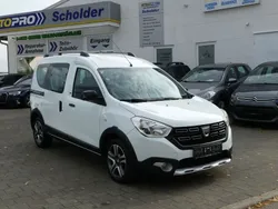 Weiß Gebraucht 2019 Dacia Dokker Stepway Van | 9.950 € (Fairer Preis)