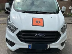 Weiß Gebraucht 2019 Ford Tourneo Custom Van / Kleinbus | 20.500 € (Teuer)