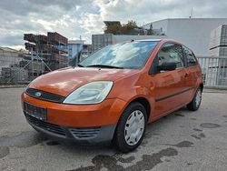 Orange Gebraucht 2003 Ford Fiesta Ambiente Limousine | 1.700 €
