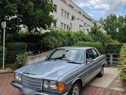 Blau Gebraucht 1984 Mercedes 230 Coupé | 10.990 €