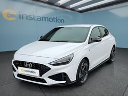 Weiß Neu 2025 Hyundai i30 Limousine | 27.699 € (Etwas zu teuer)
