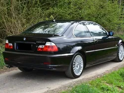 Schwarz Gebraucht 2002 BMW 320 Coupé | 7.900 € (Teuer)