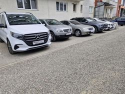 Weiß Gebraucht 2024 Mercedes Vito Van / Kleinbus | 41.000 € (Superpreis)