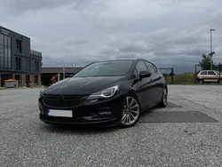 Schwarz Gebraucht 2016 Opel Astra Innovation Limousine | 12.500 € (Fairer Preis)
